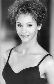 Shannon Marshall's Instagram, Twitter & Facebook