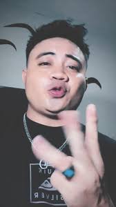 Goyang Lombo: Video Dance TikTok Terpopuler