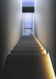 Indirekte Beleuchtung Fur Kreative Licht Und Raumgestaltung Treppen Licht Treppenbeleuchtung Beleuchtung