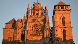 Les faits historiques de la ville ont été dramatiques pendant des siècles. Colere A Rodez Apres Le Don De La Region A Notre Dame De Paris Midilibre Fr