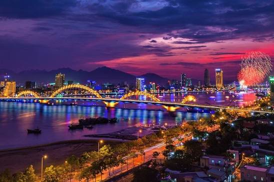 lịch cầu Rồng phun lửa