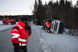And when winter hits, the transport roads turn into treacherous it takes a special breed of men to pull off the perfect `ice road rescue'.from a driver smuggling nappies (of all things!) out of norway, to a truck. Ice Road Rescue National Geographic For Everyone In Everywhere