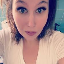 Amanda Lepley's Instagram, Twitter & Facebook