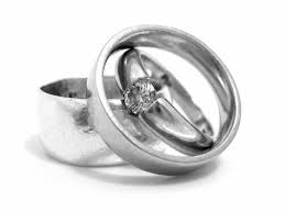 White gold is extremely appealing thanks to its clean aesthetic, and its resale value in comparison to sterling silver is much higher. What Are My 14k Gold Wedding Rings Worth Precious Metal Refining Blog From Arch Enterprises Gold Silver Refiners