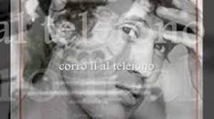 Seduto in quel caffè io non pensavo a te guardavo il mondo che girava intorno a me poi d'improvviso lei sorrise e ancora prima di capire mi trovai sottobraccio a lei stretto tutti gli accordi per chitarra delle canzoni di lucio battisti. 29 Settembre Lucio Battisti Testo Con Accordi Wikitesti