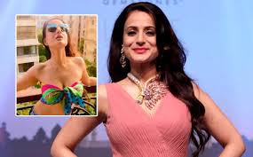 Ameesha Patel Wishes To Be Hot We Think Her Wish Was Fulfilled And dimple kapadia's birthday falls on june 8. ameesha patel wishes to be hot we