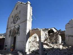 Quattro le scosse che si sono susseguite, la più forte delle quali di 3.3 magnitudo. Terremoto In Umbria Forte Scossa Tra Norcia E Arquata Corriere It
