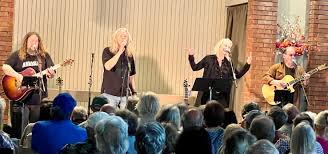 San - OMG that was Fabulous! Berkley Hart Selis Twang with Tim Flannery in concert to benefit the San Diego Troubadour! Absolutely brilliant! Professional video & photos to come. Hope you were