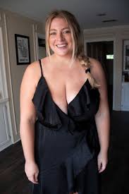 Best Boob Tape for Big Boobs