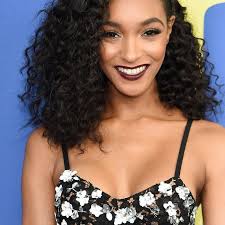 Finding the right cut for your curly hair can be a challenge. How To Find The Best Part For Your Face Shape
