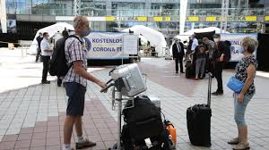Sie wollen sich vorsorglich auf das coronavirus testen lassen? Flughafen Munchen Kostenlose Corona Tests Fur Urlauber Munchen Sz De
