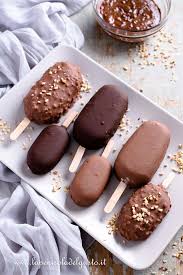 Preparare i pancake in casa è molto semplice, occorrono pochi ingredienti e il gioco è fatto! Gelati Magnum Fatti In Casa Alla Vaniglia E Cioccolato Come Gli Originali