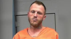 Comedian Ken Flores dies at 28