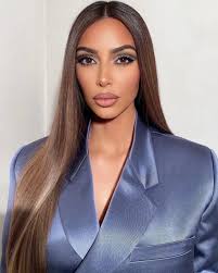 Liquid hair is one of the biggest trends this year, taking smooth to the  next level. Will you be trying out this hair trend? ✨ #bellanellabeauty  #liquidhair