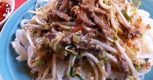 Udara Yang Sejuk Dingin Paling Asyik Dinikmati Sambil Menyantap Kwetiau Gaya Medan Ini Rasa Kwetiau Yang Kenya Resep Mie Resep Masakan Indonesia Resep Makanan