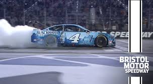 With custom number paints (like this one), the car number is incorporated into the design of the car race 2014 kevin harvick budweiser as your custom number paint for legacy nascar cup. Harvick Heats The Tires After Bristol Win Nascar En Espanol