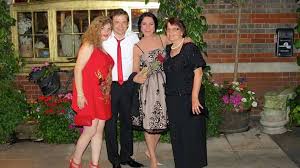 Angela gheorghiu was born on september 7, 1965 in adjud, romania. Secretul Incredibil Din Viata Angelei Gheorghiu De Paste A Sarbatorit Cu Fiica Ei Secreta Intr O Casa Cu Amintiri Dureroase