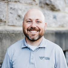 If you've taken a course with me that involved Tableau projects, I'd love  to hear advice you may have for my current students at Virginia Tech  Economics! We're about to start Project #