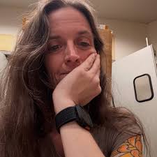 Where are my metal heads at? Drop the sickest metal band you know! ⬇️ Right  now, I worship Sleep Token