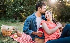 Tom hiddleston's current girlfriend is zawe ashton, however, before them, several women have been by the side of the handsome actor loki, we will tell you about them. Quien Es La Novia De Tom Hiddleston