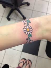 The wrist is one of the most popular locations for tattoo noobs to get inked. 23 Pretty Daisy Flower Tattoos For Wrist