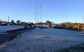 Na rodovia dos imigrantes, na altura do km 40, em são bernardo do campo, a concessionária ecovias registrou. Frio Em Sc Dura Ate Quando Entenda A Queda De Temperaturas Em Maio Nsc Total