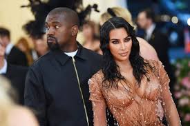 Shop nude lipsticks, matte lipsticks, crème contour, conceal bake brighten, body makeup and more. Kanye West Datet Er Jetzt Supermodel Irina Shayk Gala De