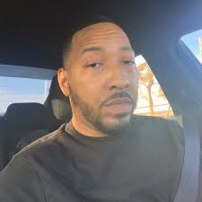 bucks DAMIAN LILLARD WON THE GAME 2 AFTER THIS COMEBACK TO @pacers TYRESE  HALIBURTON! #damianlillard #tyresehaliburton