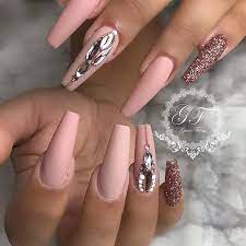 23 Must Try Rose Gold Nail Art Designs Stayglam Rose Gold Nails Acrylic Rose Gold Nails Gold Nails