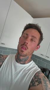 Alan Bowes (@alveco89)