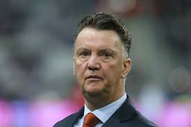Louis van gaal says he was the best option for the netherlands coaching job. Hd Wallpaper Man S Grey Collared Top Louis Van Gaal Coach Manchester United Wallpaper Flare