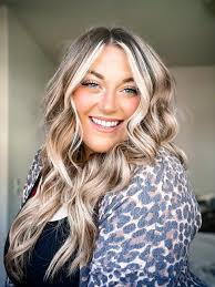 Tanning Salon Professionals in Marengo, IL