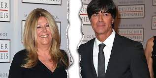 Joachim löw was born on february 3, 1960 in schönau, germany. Eheaus Bei Joachim Low Und Daniela Low Bundestrainer Und Ehefrau Getrennt Express De