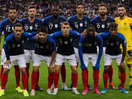 Le temps réglementaire est terminé à bucarest dans ce huitième de finale entre la france et la suisse. Islande France Une Composition D Equipe Tres Surprenante Pour Les Bleus Gq France