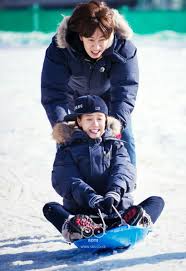 Anyways, after some thought, she only gave the. Song Ji Hyo And Lee Kwang Soo Running Man Ep 282 C Sbs Rm Pd Note Running Man Korean Running Man Korea Running Man Cast