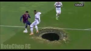 Altın top ödülünü kazanmasının ardından. Messi Vs Boateng Funny Video Youtube