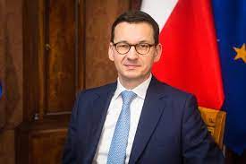 Kazano mu nawet kopać swój grób. Mateusz Morawiecki Obchodzi Urodziny Poznalibyscie Go Na Zdjeciach Z Mlodosci Uroczy Super Express Wiadomosci Polityka Sport