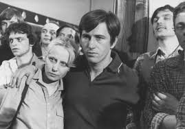 Odtwórz film w nowym oknie. 36 Rocznica Premiery Filmu Andrzeja Wajdy Czlowiek Z Zelaza Dzieje Pl Historia Polski
