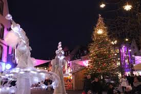 Au mois de décembre, les marchés de noël fleurissent dans toutes les villes de france. Marche De Noel A Haguenau Marches De Noel 2020