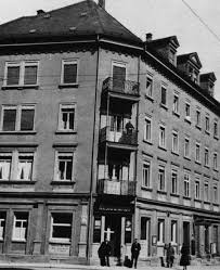 Wann und wo ist albert einstein geboren? Albert Einstein In Ulm