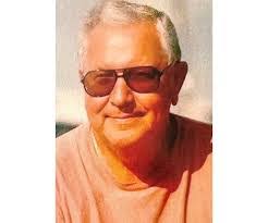 Marie Lipinski's Instagram, Twitter & Facebook