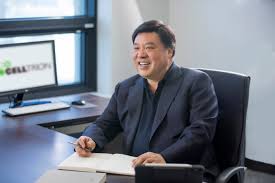 The company, one of the big four accounting firms, dates back to the early twentieth century. 8tecziadzfjqm