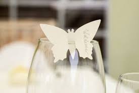 Namensschild Hochzeit Dekoration Schmetterling Mit Bildern Namensschilder Hochzeit Namensschilder Hochzeitsdekoration
