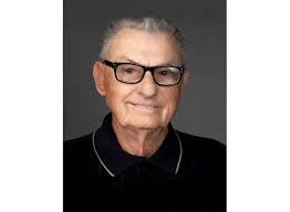 Dale Fredrickson's Instagram, Twitter & Facebook