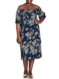 The black color absorbs the heat and the truth, it is time to take advantage and wear colorful dresses, not dark colors. What To Wear To A Wedding Wedding Outfits For Men And Women