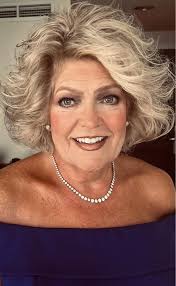 Mike Vickers, Florence Vickers Jackson Mark Vickers, William Owen Vickers  with their mother, Mary Jane Harrod Vickers 1899-1908