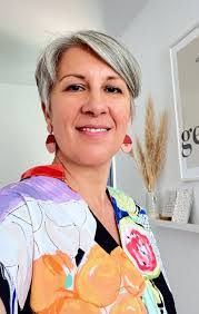 Janet Puls's Instagram, Twitter & Facebook