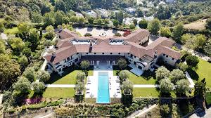 Prince Harry And Meghan Offer Job To David And Victoria Beckham S Former Hollywood Advisor To Help Run Their La Life