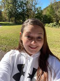 There they are! Makensy and Matt reunited. Tucker flashed a quick view of  this photo