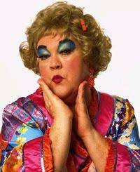 Mimi from 'the drew carey show' looks totally different without her signature makeup! Remember Her And The Name Of The Show She Was On Eyeshadow Looks Eyeshadow Basics Beauty Hacks